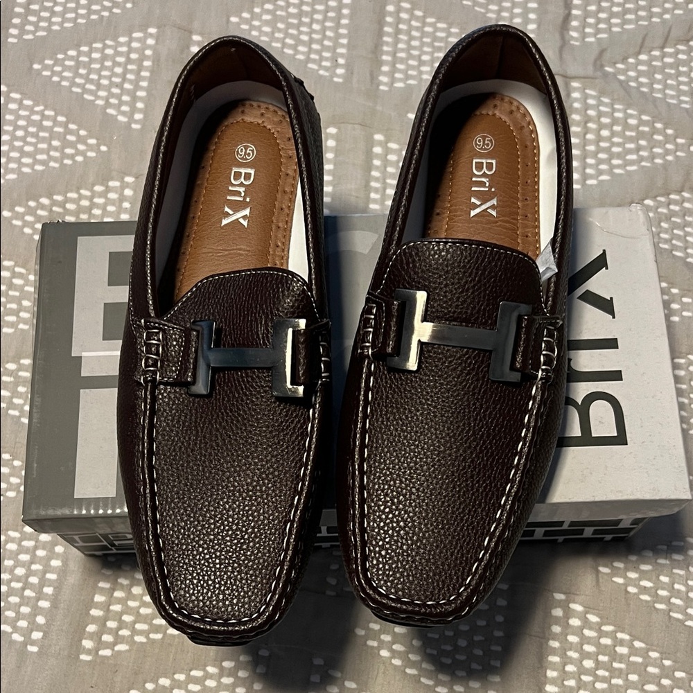 Men's Chocolate Leather Slip-On Loafers - Picture 4 of 9